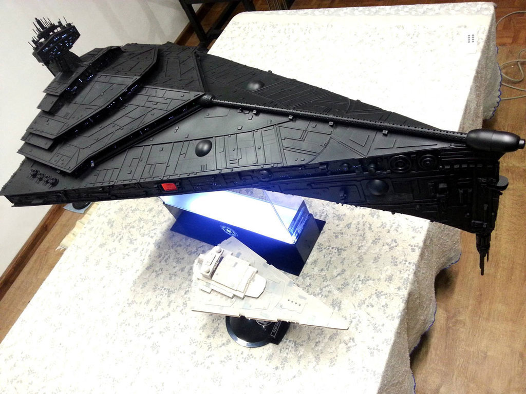 ani-plamo:   Super Star Destroyer Eclipse-class [custom model]  by Boba-IT  