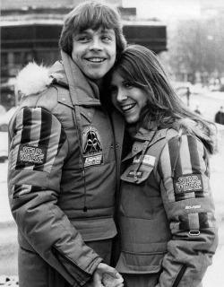 60s70sand80s:  Mark Hamill and Carrie Fisher