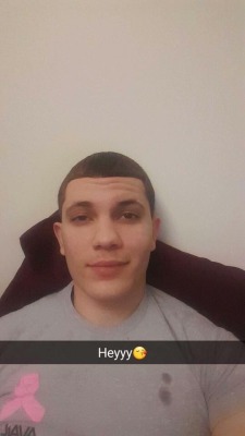 servinghot:  oopsstraightbaitedcaught:  caughtjerking:  Teddy is a 22 yrs old soldier. He currently resides in Maryland but originally hails from Florida. When he’s bored, he posts videos of him singing and surprisingly, this stud can sing. On weekends,