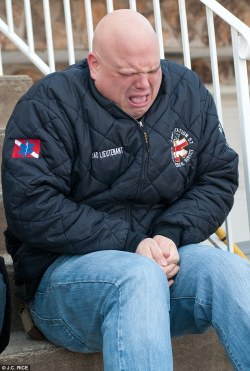 prettyboyshyflizzy:  whiteguiltconfessionals:  lookatthisfuckingoppressor:  paradigmsubverter:  priceofliberty:  Absolutely pathetic Stormtroll breaks down to tears after getting caught tweeting racial slurs  A New York City EMS lieutenant broke down