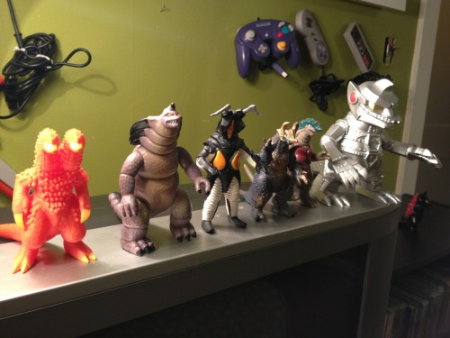 A lot of people commented that I had a kaiju shelf in the photos that I posted of my room. So here&r