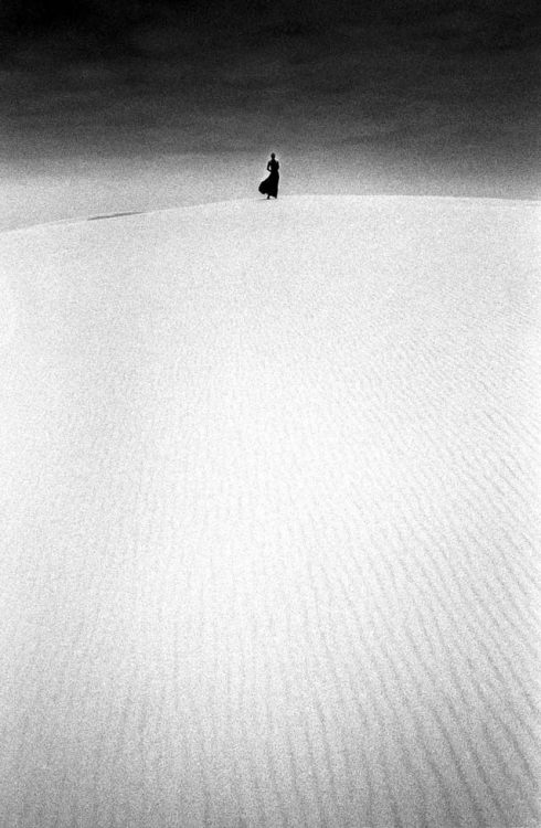 semioticapocalypse:  Jeanloup Sieff  [::SemAp Twitter || SemAp::]