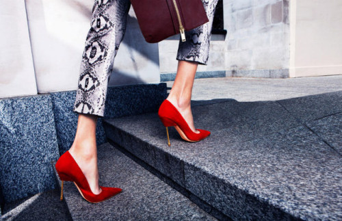 sexy, stiletto, stiletto heel, fetish, pointed toe, heels, pumps, golden from HeelsFetishism