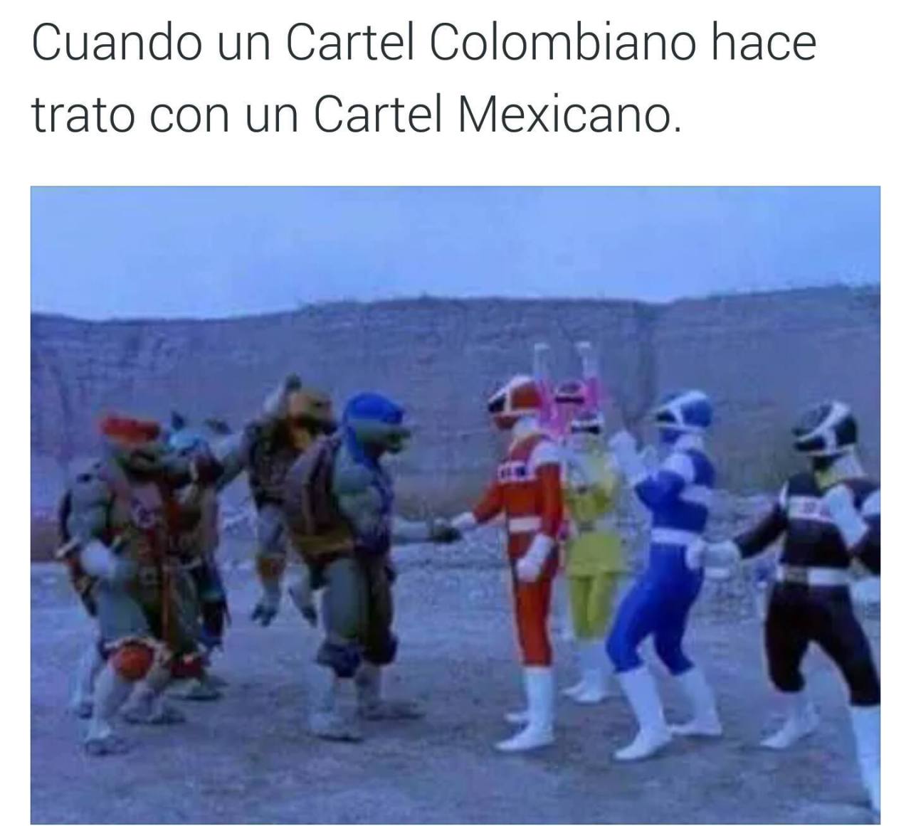 lunatica-sonriente:  jajajajajjajajajajjajajaaajaja colombia arriba men-! 