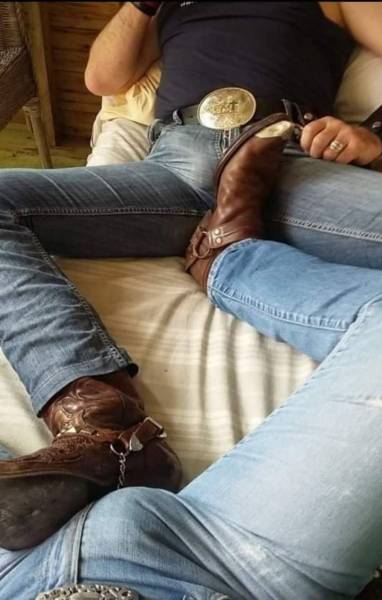 southernmostjack:feticheleather:Accidentally creamed my jeans a few times, but fuck,