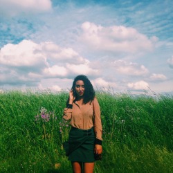 coconutoil-stan:  Ya girl ft. the wind 