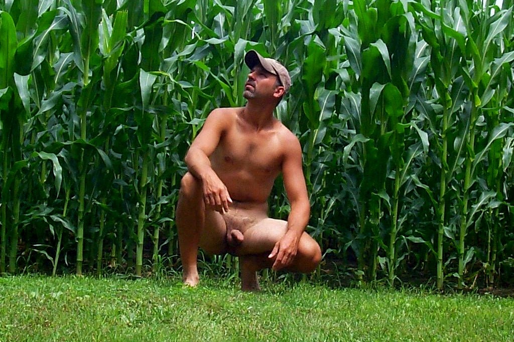 Nudist Guys Only