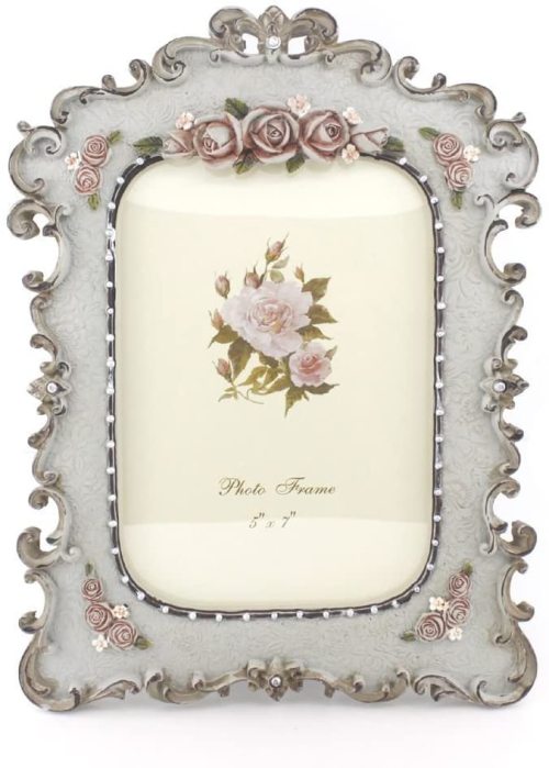 pretty floral framesone (by Gift Garden)two - white / yellow (by KONVINIT and Zhenzan Frames)three (