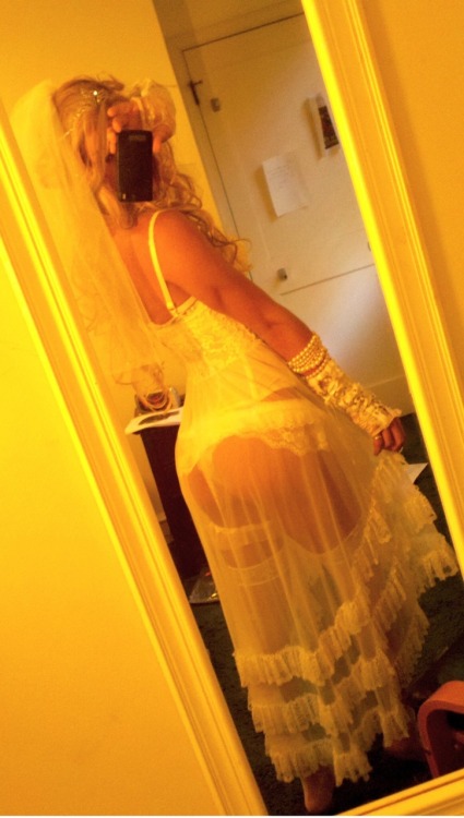 traee3113:  REAL MEN LOVE TGIRLS!!! Respect THE TRANSEXUAL WOMAN