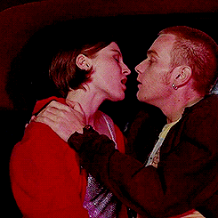 onscreenkisses:Trainspotting, dir. Danny Boyle (1996)