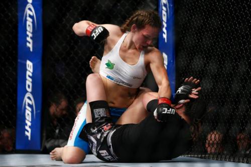 fighterscircle: rearnakedchoking:  Alexis Davis vs. Rosi Sexton @ UFC 161. Davis wins via unanimous 