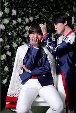 Smooches For Tae