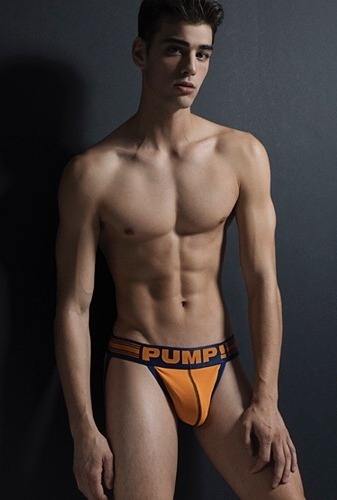 fuck-yeah-scott-gardner:   