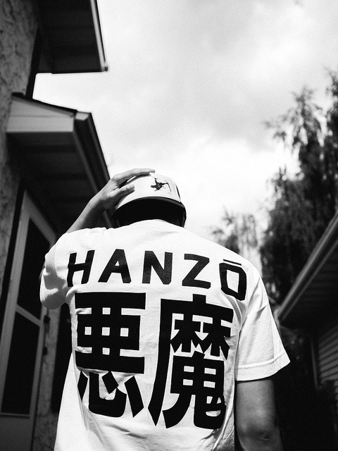 valentine-illest:  tokyogayness:  credits to owner.   Fashion x Girls