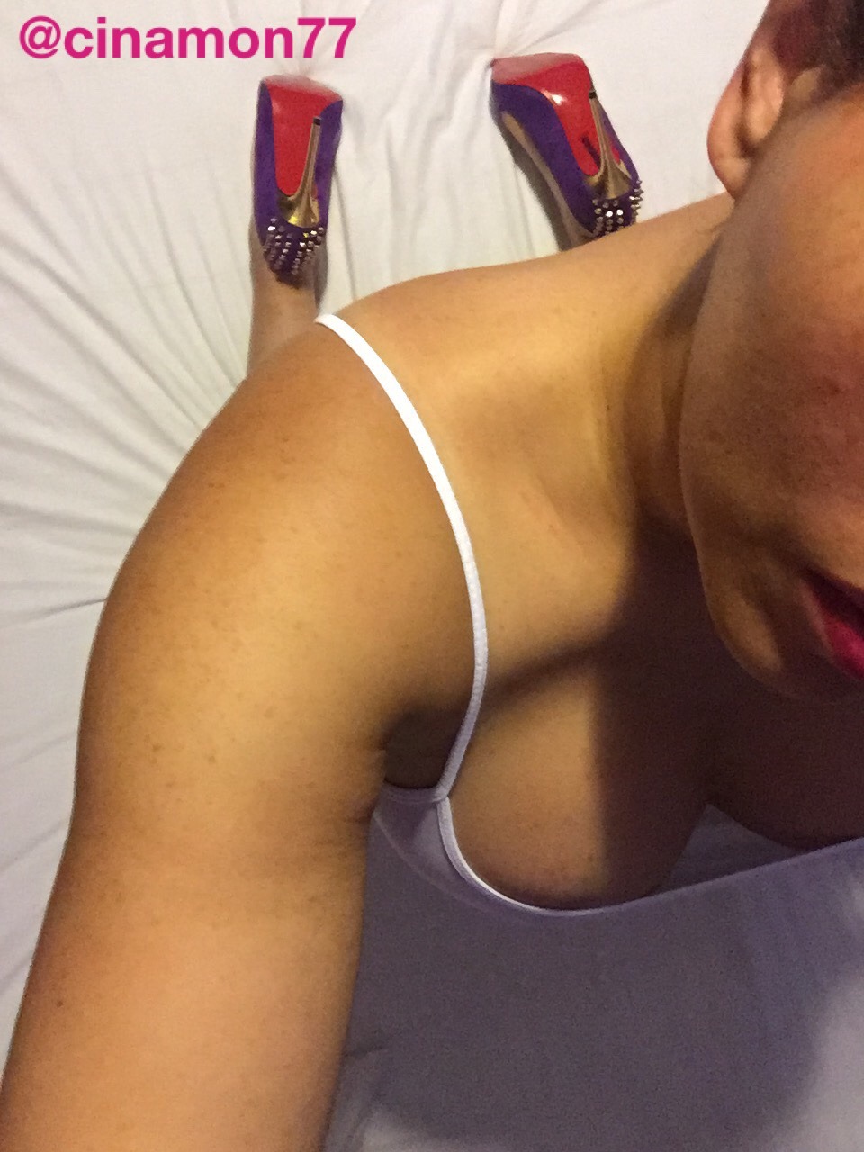 cinamon77:  I had a crazy busy week and I couldn’t post a couple of days, so I