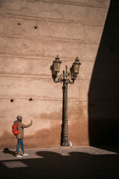 Selfie withe the CatMarrakechChris Yesil, travel photography Instagram | Behance