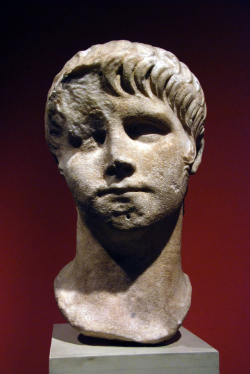 Portrait of Nero, type 4. 64-68 AD. Fine-grained white marble. H 36,5 cm. Nasjonalmuseet for kunst, 