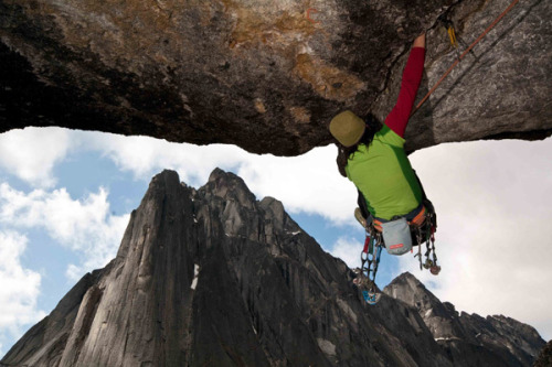 Ines Papert & Lisi Steurer, first ascent of “Power of Silence” 400m, 5.13a on the Mi