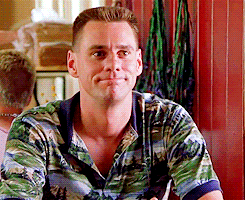 paigeylou:  Day 6 - Favourite comedy movie.Me, Myself &amp; Irene (2000); Bobby Farrelly, Peter Farrelly“Just because I rock doesn’t mean I’m made of stone.” - Hank EvansA nice-guy cop with dissociative identity disorder must protect a woman on