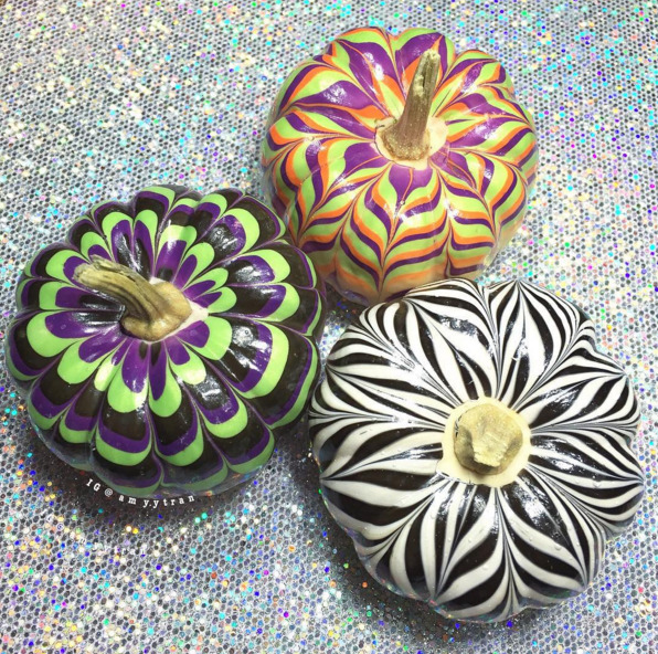 nailpornography: Water Marbled Pumpkins 