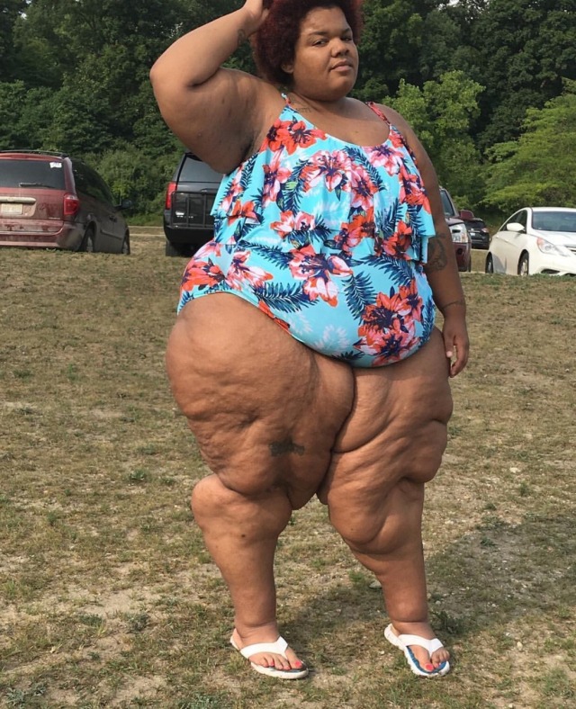 blacksupersizedasses:Supersize BBW at its best!