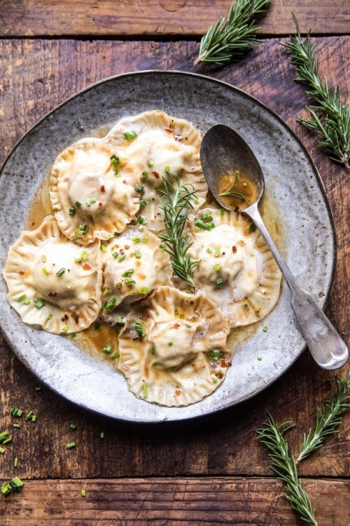 seared scallop ravioli with lemon rosemary butter sauce