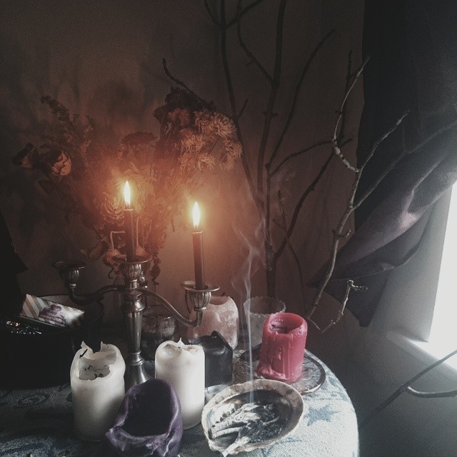 sialfrsialfommer:  Mornings… #altar #sacredspace #candle #cleasing #magick #esoteric