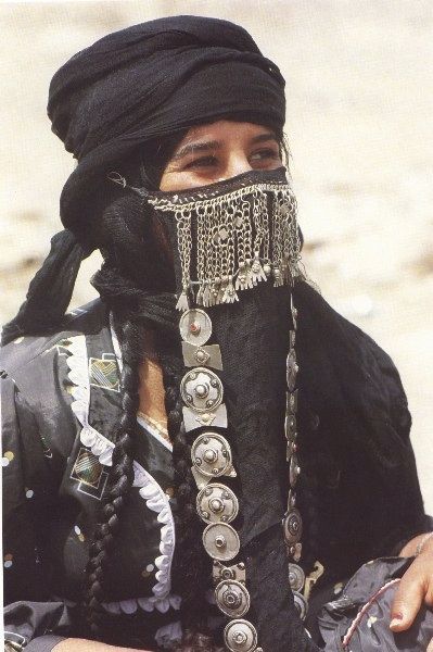 Woman in Najran, formerly called Aba as Sa'ud, southwestern Saudi Arabia near Yemeni border