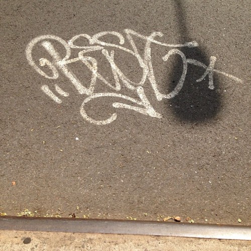 #BEST in the #LES, #NYC. Great spot, #specialcan for this street piece. #STREETART quite literally. 