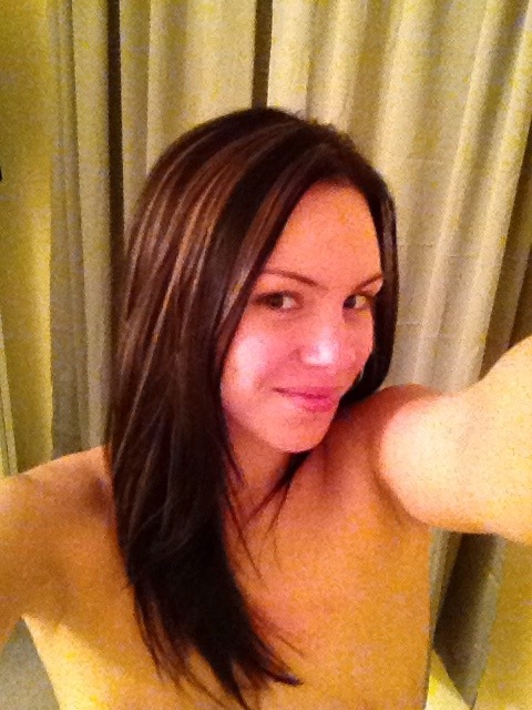 landiskey:  landiskey:  landiskey:  landiskey:Such a good lil girl ;) C'mon now boys and girls. Reblog this if you want another vid…;)  Nicole Rowan  Reblog if you’re such a pussy and won’t message me