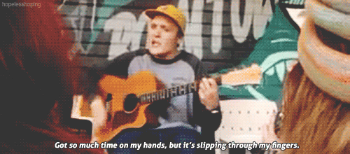 hopelesshoping:  Ben Barlow of Neck Deep- Head To The Ground (x)