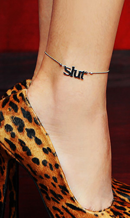 degradeyourself4daddy:  Obedient whores get nice things.  I want the jewelry so badly.