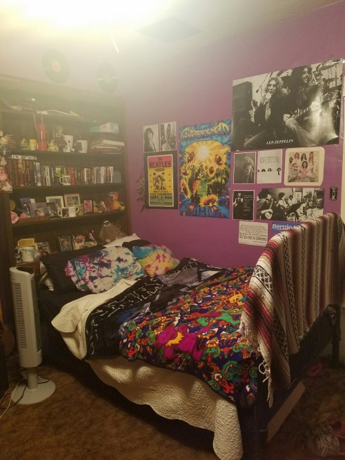 teen room