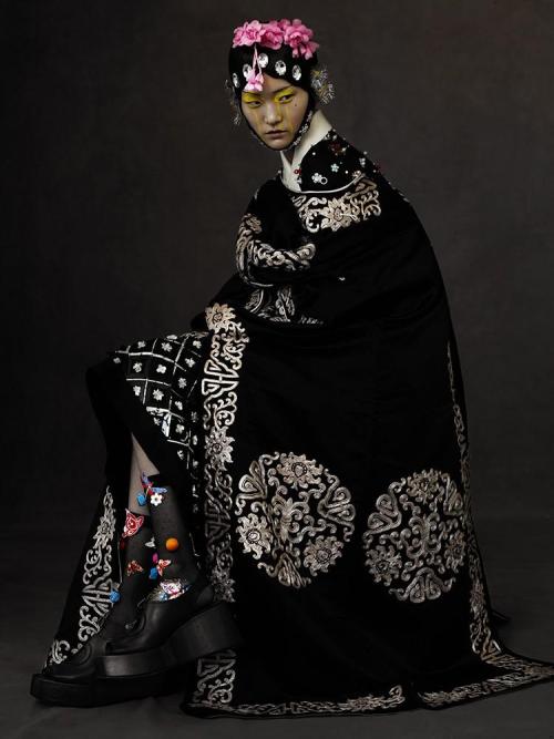 global-fashions:Wangy Xin Yu & The Peking Opera - Harper’s Bazaar China May 2016photos Kiki Xue