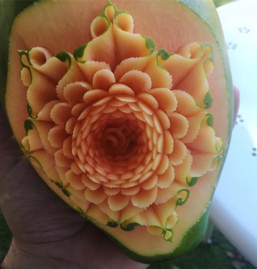 sosuperawesome:  Fruit and Vegetable Carving porn pictures