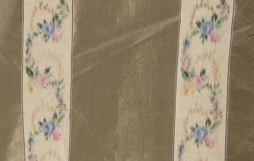  Ensemble.Date: Ca. 1865Culture: BritishMedium: Silk