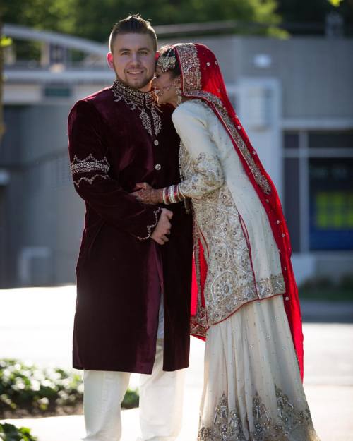 This American Pakistani wedding is now live on the blog! The bride, Anam, offers some lovely advice 