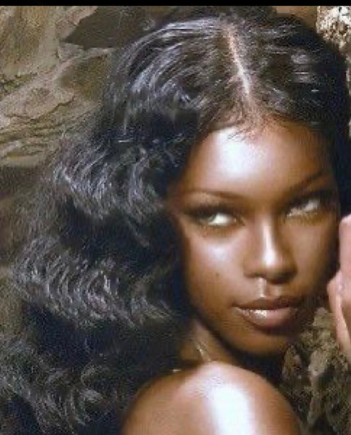 goddessofhael - A Goddess At Your Fingertips