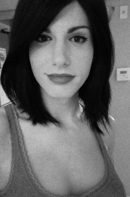cutiejaneekalindrachan:  Kalindra Chan Black &amp; White 
