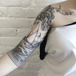 sashatattooing:  😍 #sashatattooing #linework