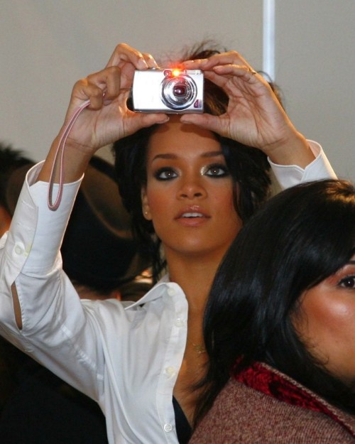 Rihanna, 2007