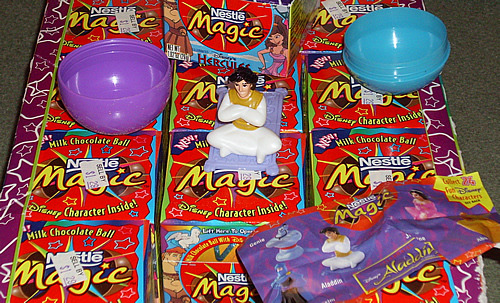 fuckyeah1990s:  nestle magic/wonder balls 