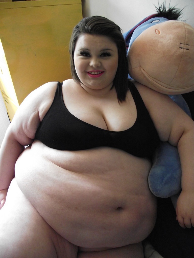 mcflyver:  Such a huge, sexy beauty 