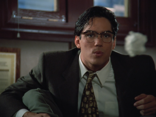 S1E03: Strange Visitor (post 1 of 2)Lois & Clark: The New Adventures of Superman in High Definit