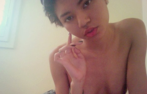 getmoneydollaz:  samsungsandiphones:  Chicago!!!! FRESH OFF THE SKYPE   http://getmoneydollaz.tumblr.com