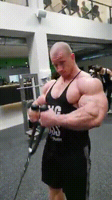 drwannabebigger: blackonyxstone:  Arms pump finisher  Michal Krizo Krizanek  