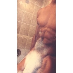 avereaux:  rub-a-dub. ✨IG: Zieaux | Snapchat: Zolanzio