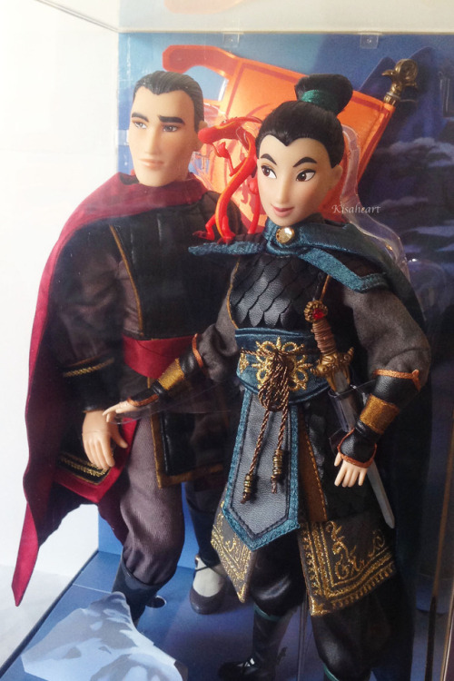 kisaheart:So I was finally able to take some better pictures of my Mulan and Shang set!I love this s