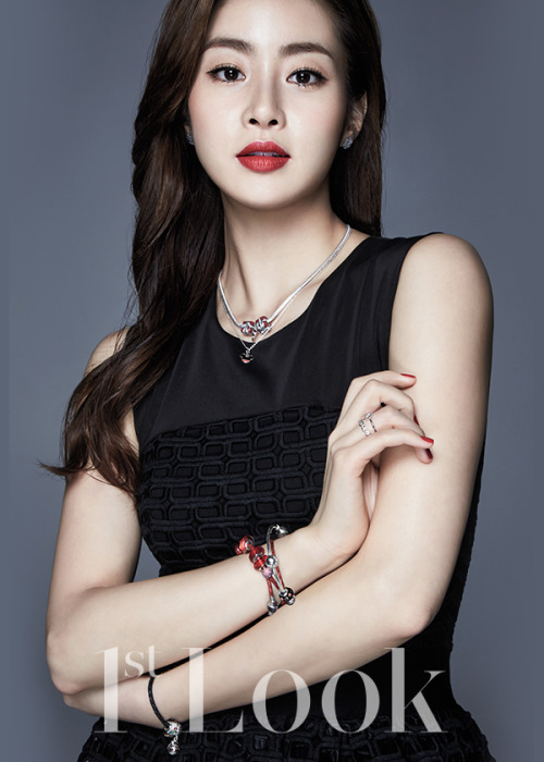 Kang Sora for 1st Look 