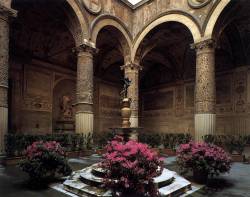 centuriespast:  MICHELOZZO DI BARTOLOMEOPalazzo Medici Riccardi: Courtyard1445-60PhotoVia Camillo Cavour, Florence 